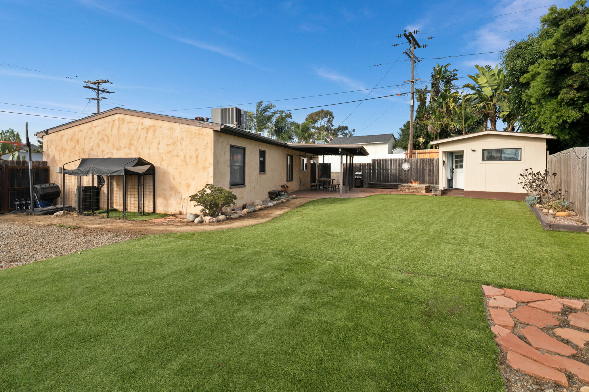 4407 Dakota Dr-17