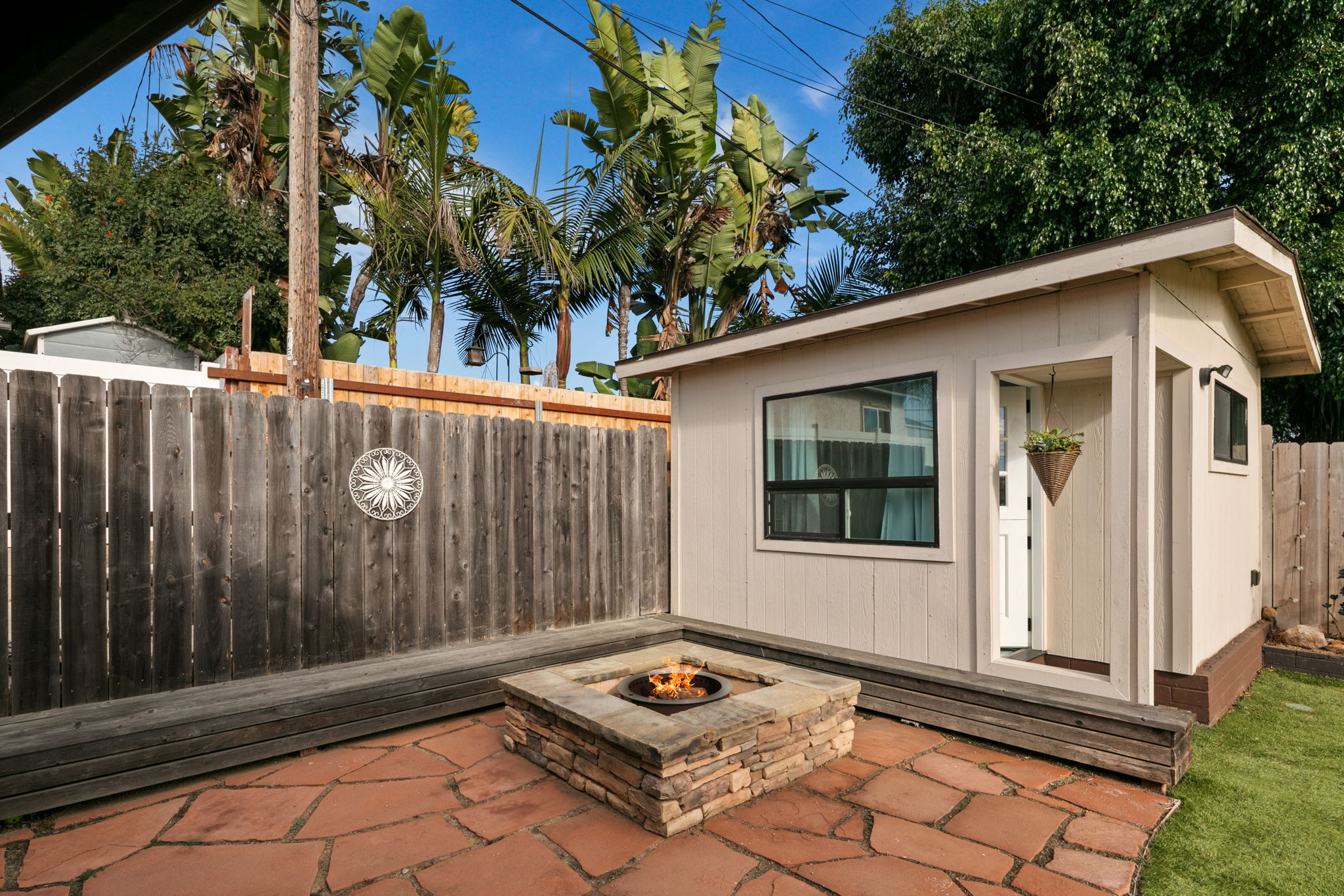 4407 Dakota Dr-14