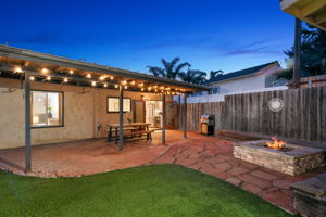 4407 Dakota Dr-86