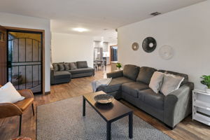4407 Dakota Dr-71