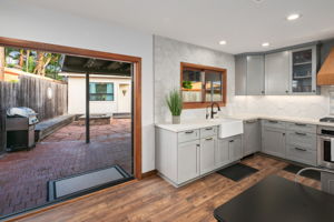 4407 Dakota Dr-46