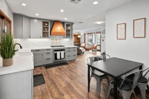 4407 Dakota Dr-43