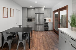 4407 Dakota Dr-41