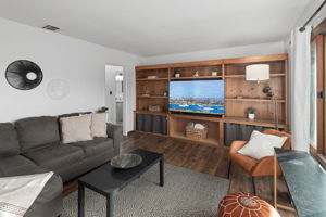 4407 Dakota Dr-37