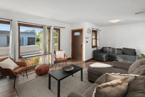 4407 Dakota Dr-34
