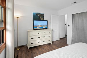 4407 Dakota Dr-31