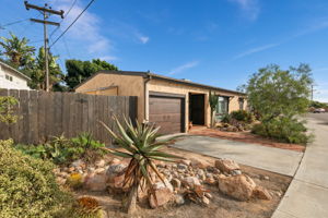 4407 Dakota Dr-6