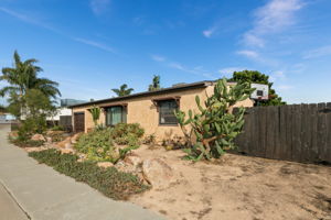 4407 Dakota Dr-201