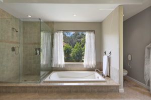 4407 Dulcinea Ct, Woodland Hills, CA 91364, USA Photo 32