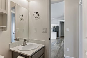  Photo 25