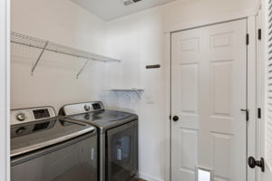  Photo 36