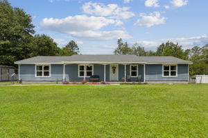 Welcome to 44073 Oakwood Ln