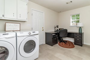 Large Laundry/Office Space