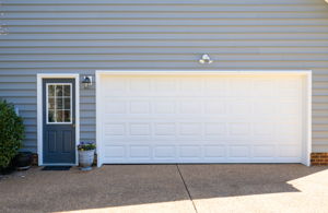Side-entry Garage. 24' x 24'