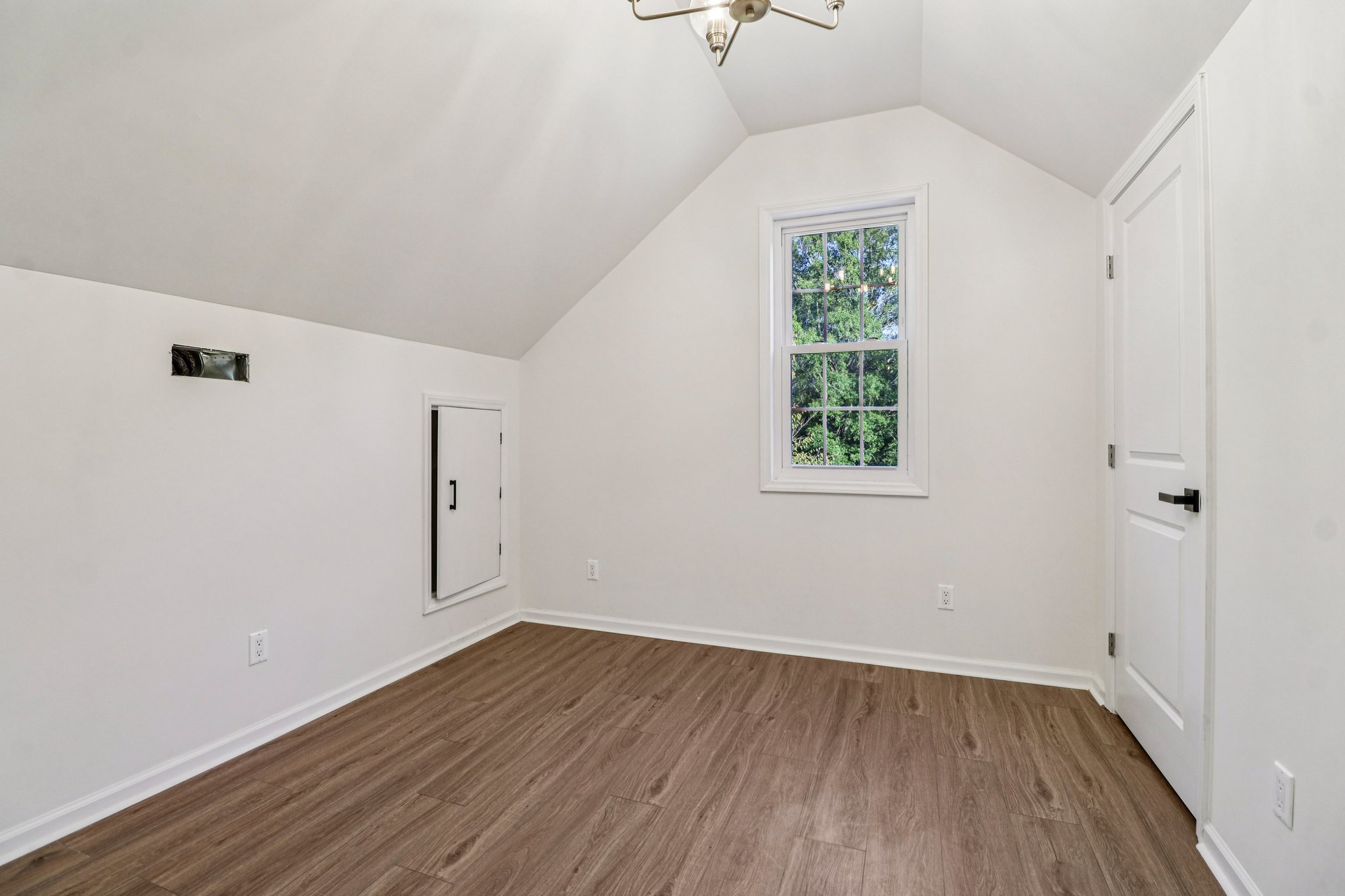 Pleasant Rd-S0210-021.jpg