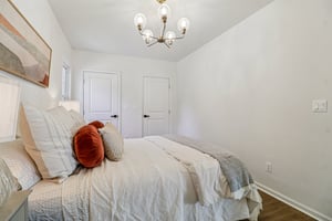 Pleasant Rd-S0210-015.jpg