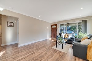 Entryway & Living Room
