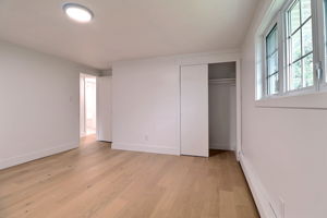  Photo 37