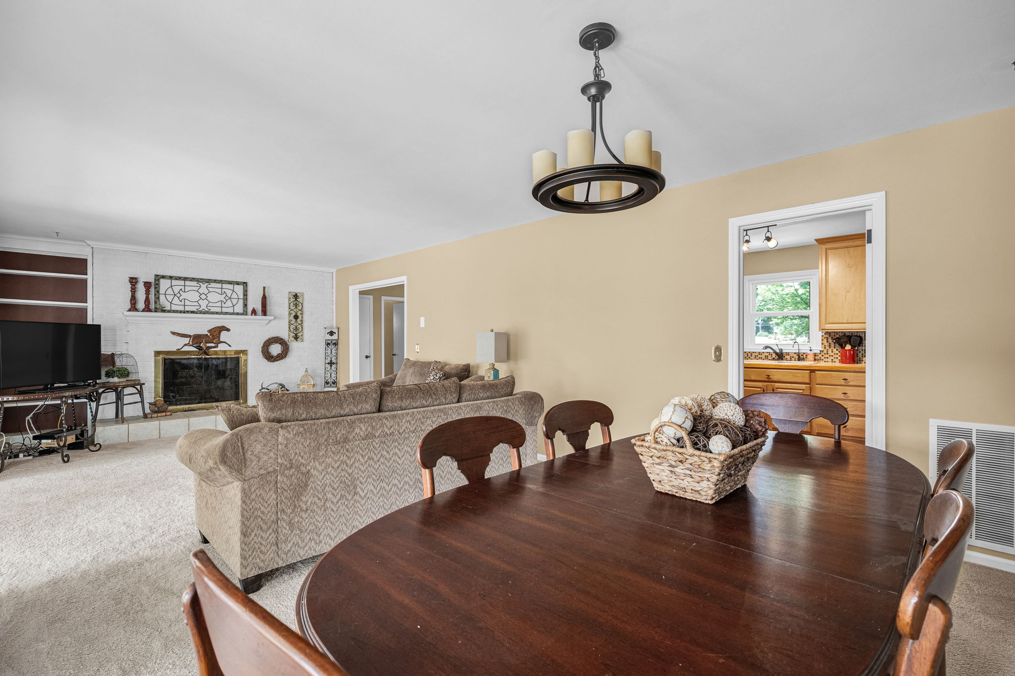 441 Plainfield Rd-10