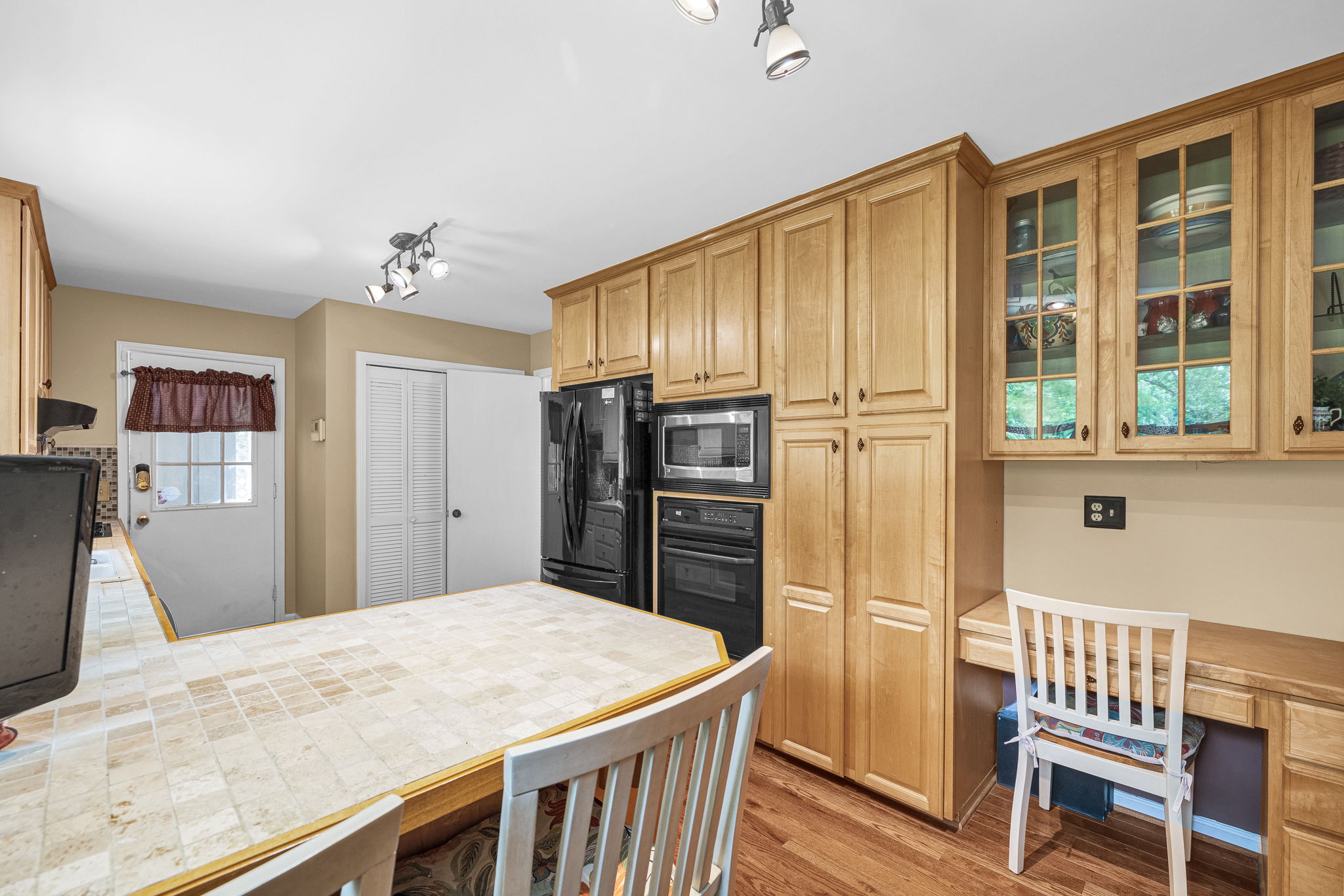 441 Plainfield Rd-14