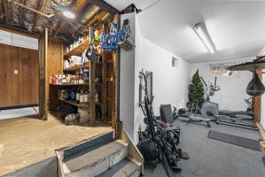  Photo 30