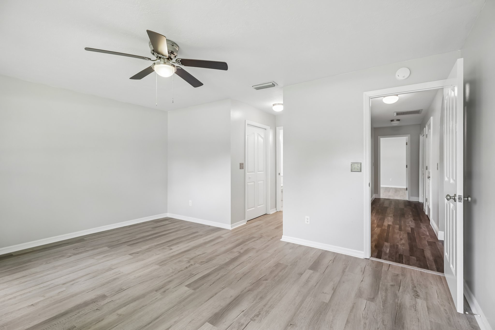 NW 76th Ct-S1908-040.jpg