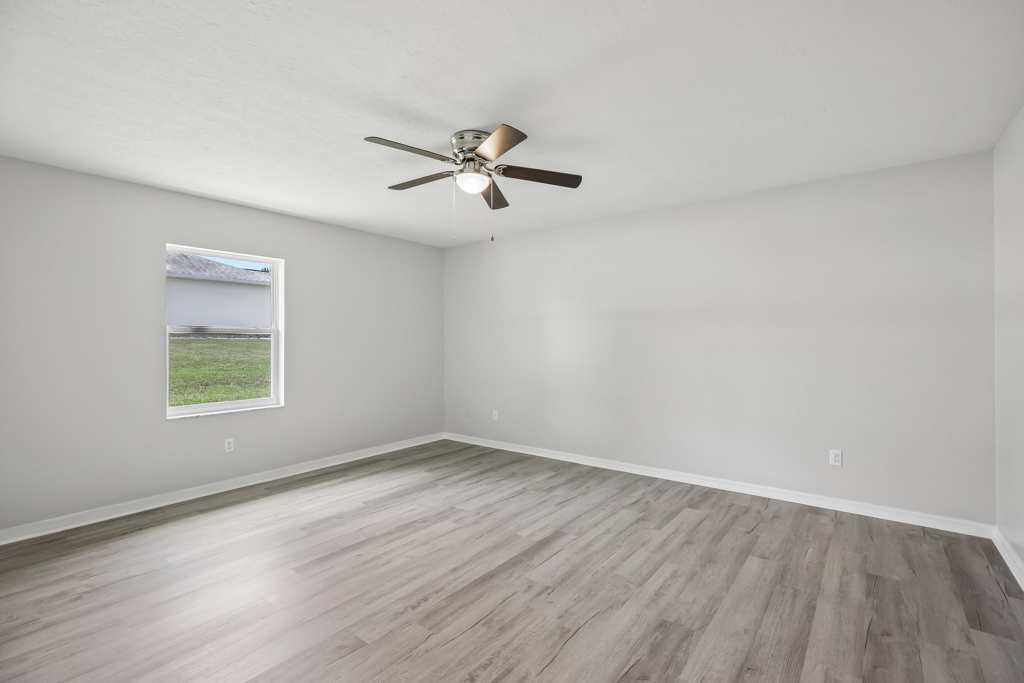 NW 76th Ct-S1908-045.jpg