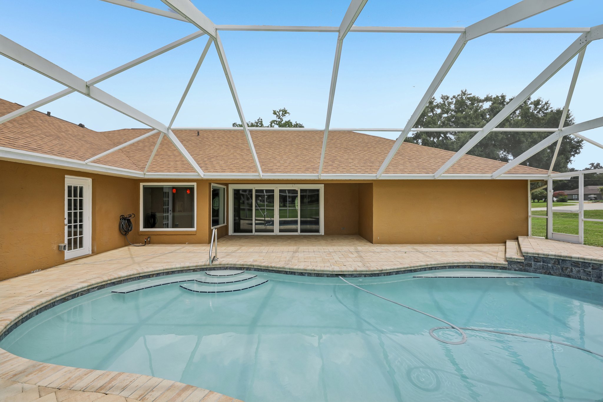 NW 76th Ct-S1908-054.jpg