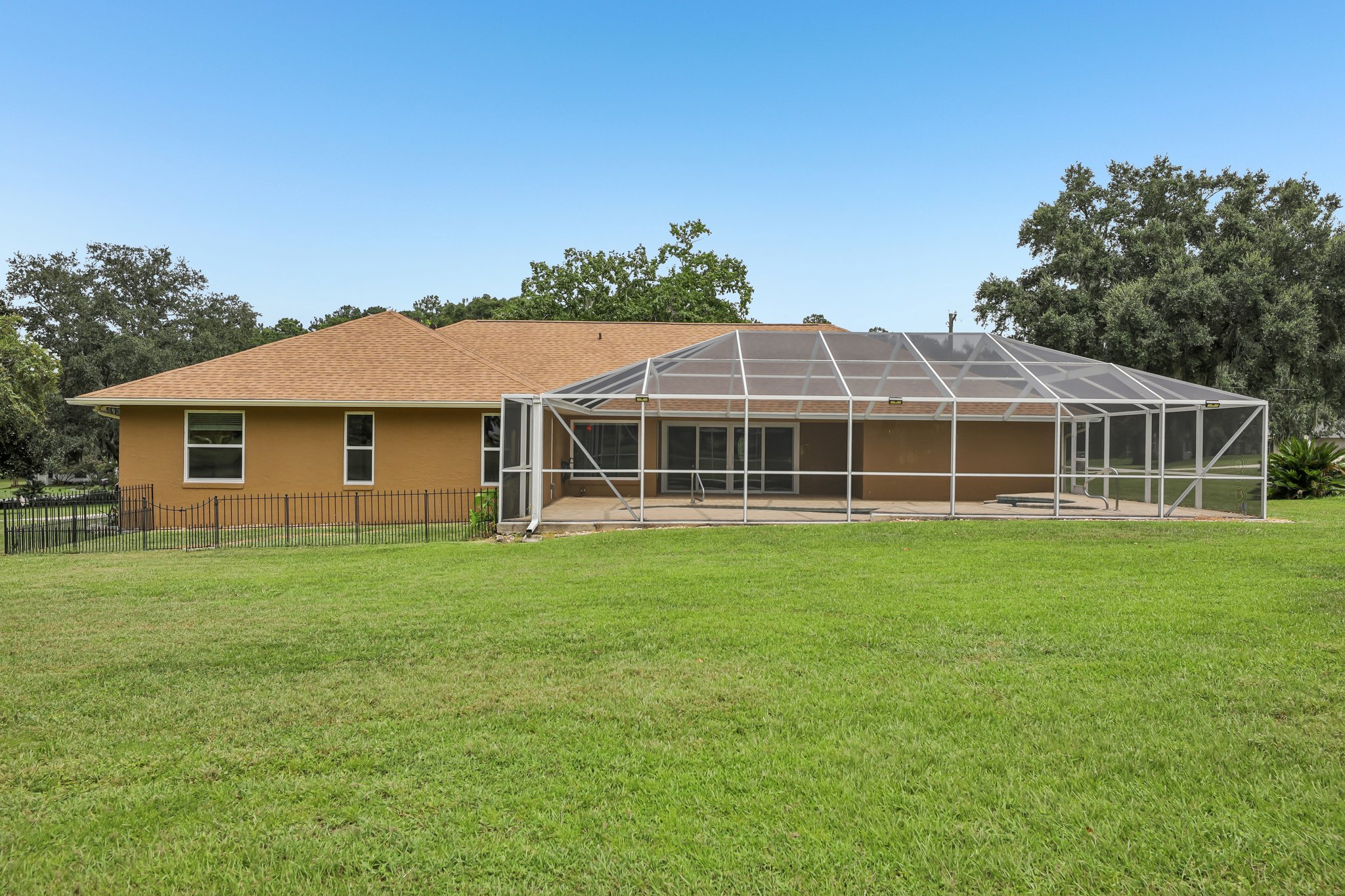NW 76th Ct-S1908-065.jpg