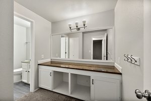  Photo 23