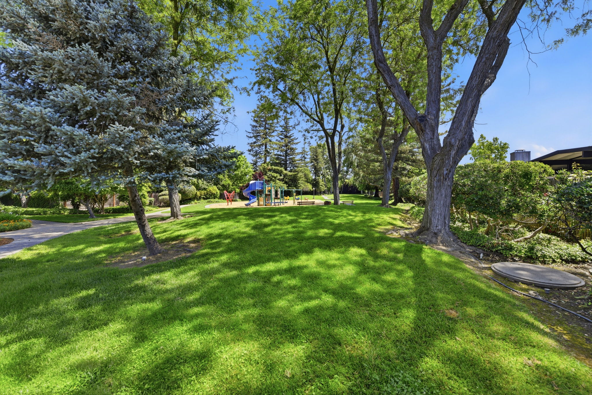 051_F8_4411 Park Green Ct