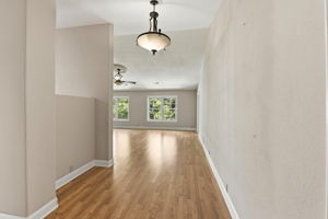 030_F8_4411 Park Green Ct