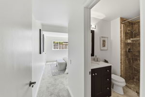 037_F8_4411 Park Green Ct