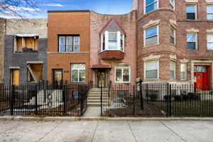 4411 S Prairie Ave, Chicago, IL 60653_001