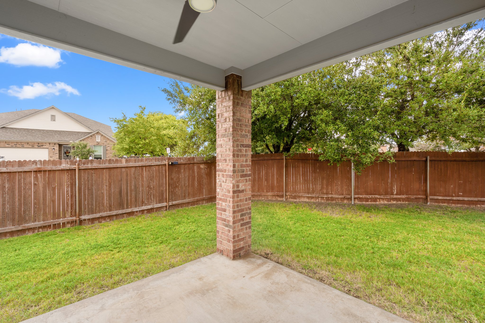 4412 Hot Springs Dr, Taylor, TX 76574, USA Photo 51