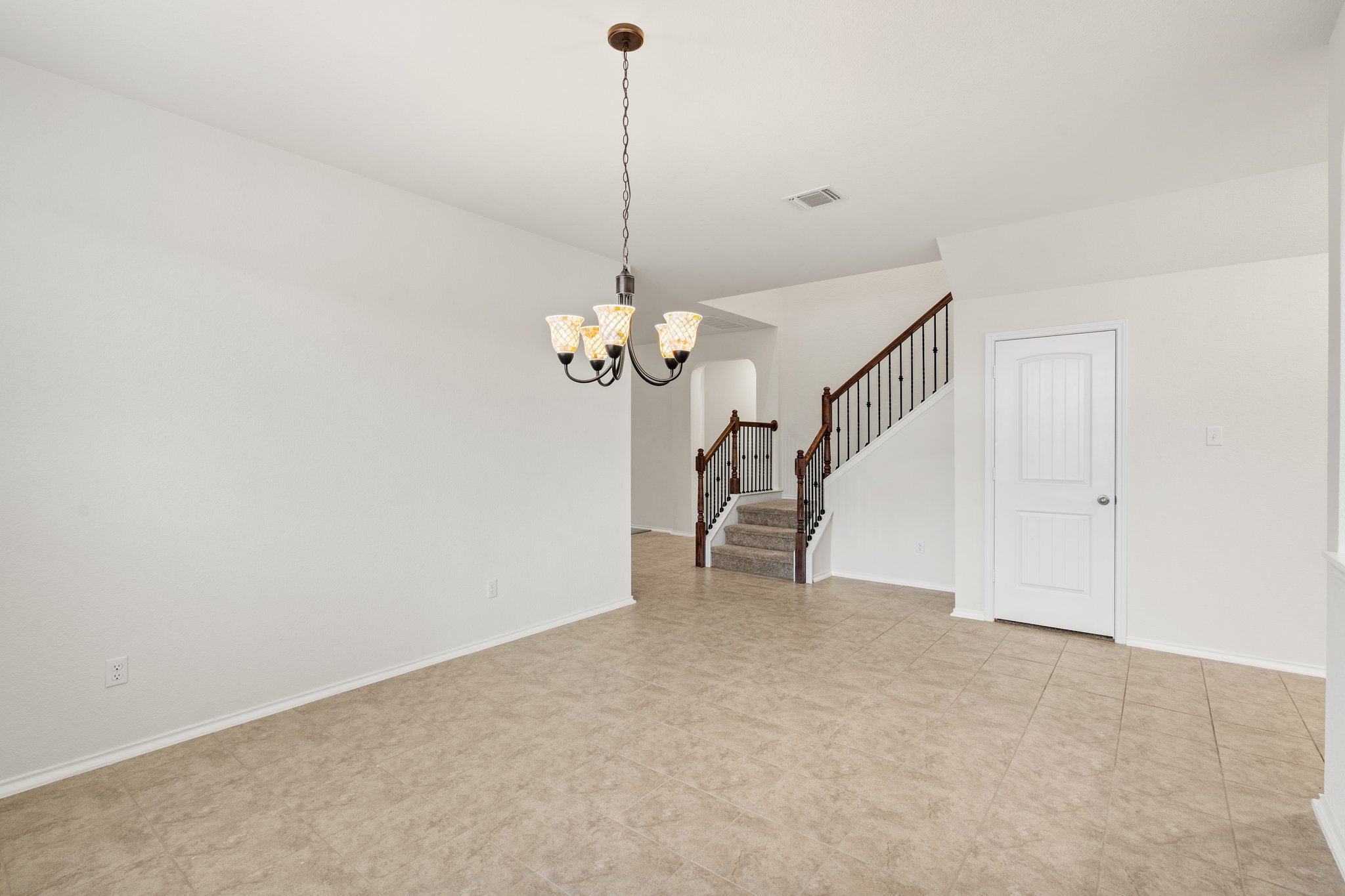 4412 Hot Springs Dr, Taylor, TX 76574, USA Photo 14