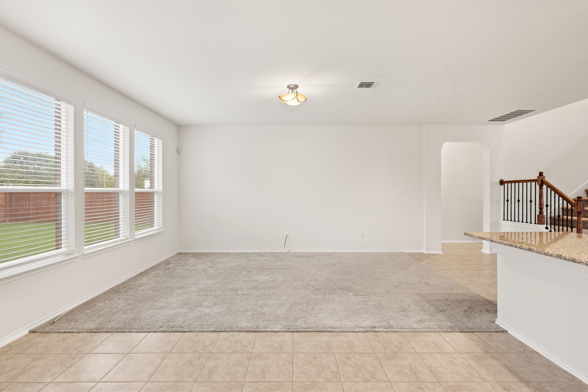 4412 Hot Springs Dr, Taylor, TX 76574, USA Photo 25