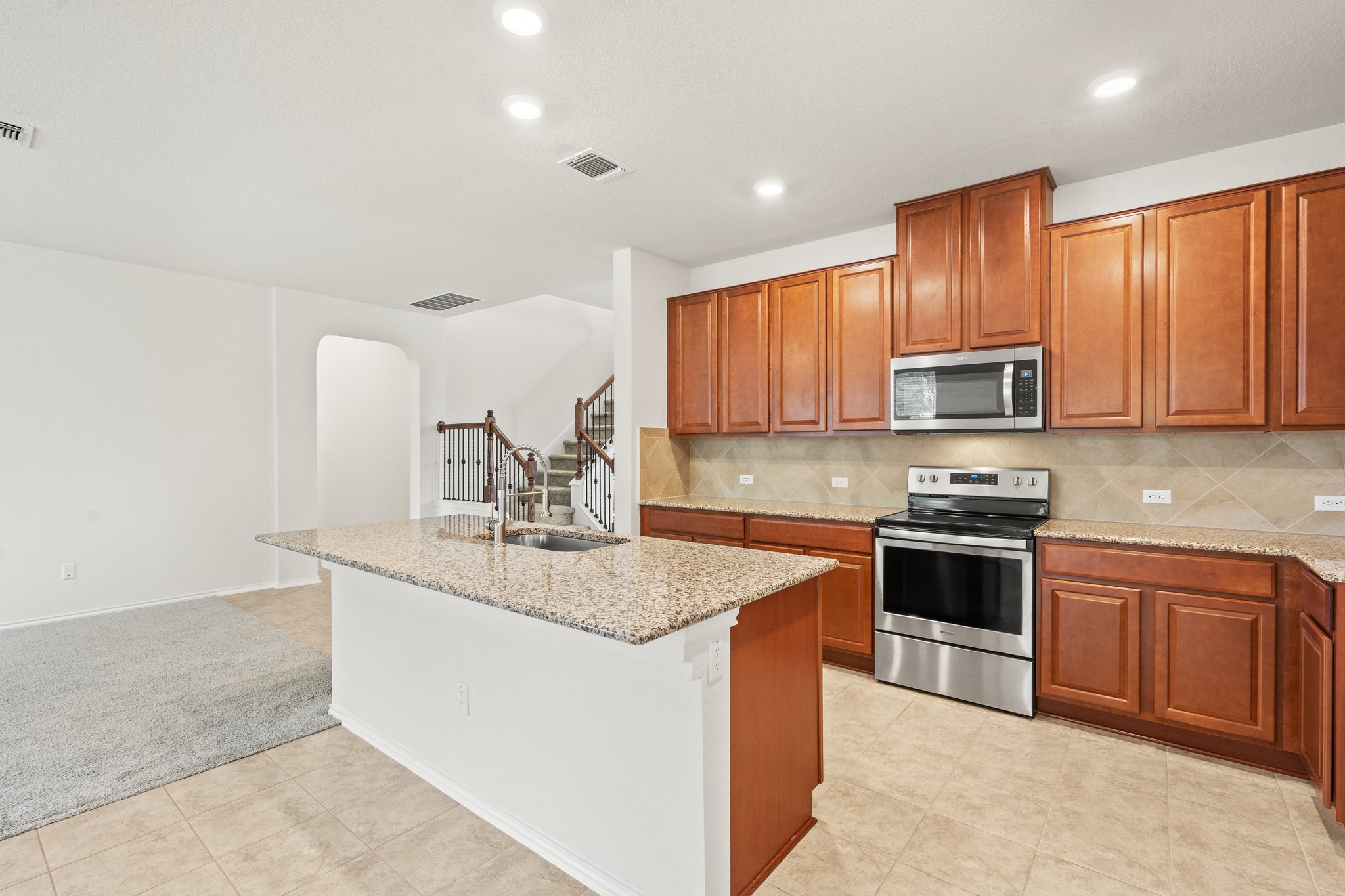 4412 Hot Springs Dr, Taylor, TX 76574, USA Photo 32