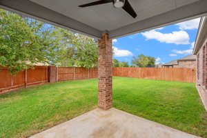 4412 Hot Springs Dr, Taylor, TX 76574, USA Photo 49