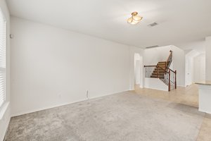 4412 Hot Springs Dr, Taylor, TX 76574, USA Photo 19