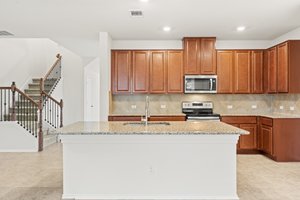 4412 Hot Springs Dr, Taylor, TX 76574, USA Photo 27