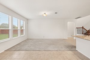 4412 Hot Springs Dr, Taylor, TX 76574, USA Photo 24