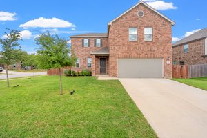 4412 Hot Springs Dr, Taylor, TX 76574, USA Photo 0