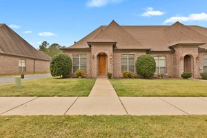 Short-Term Rentals real estate media in Little Rock, Arkansas by Avery & Bryant