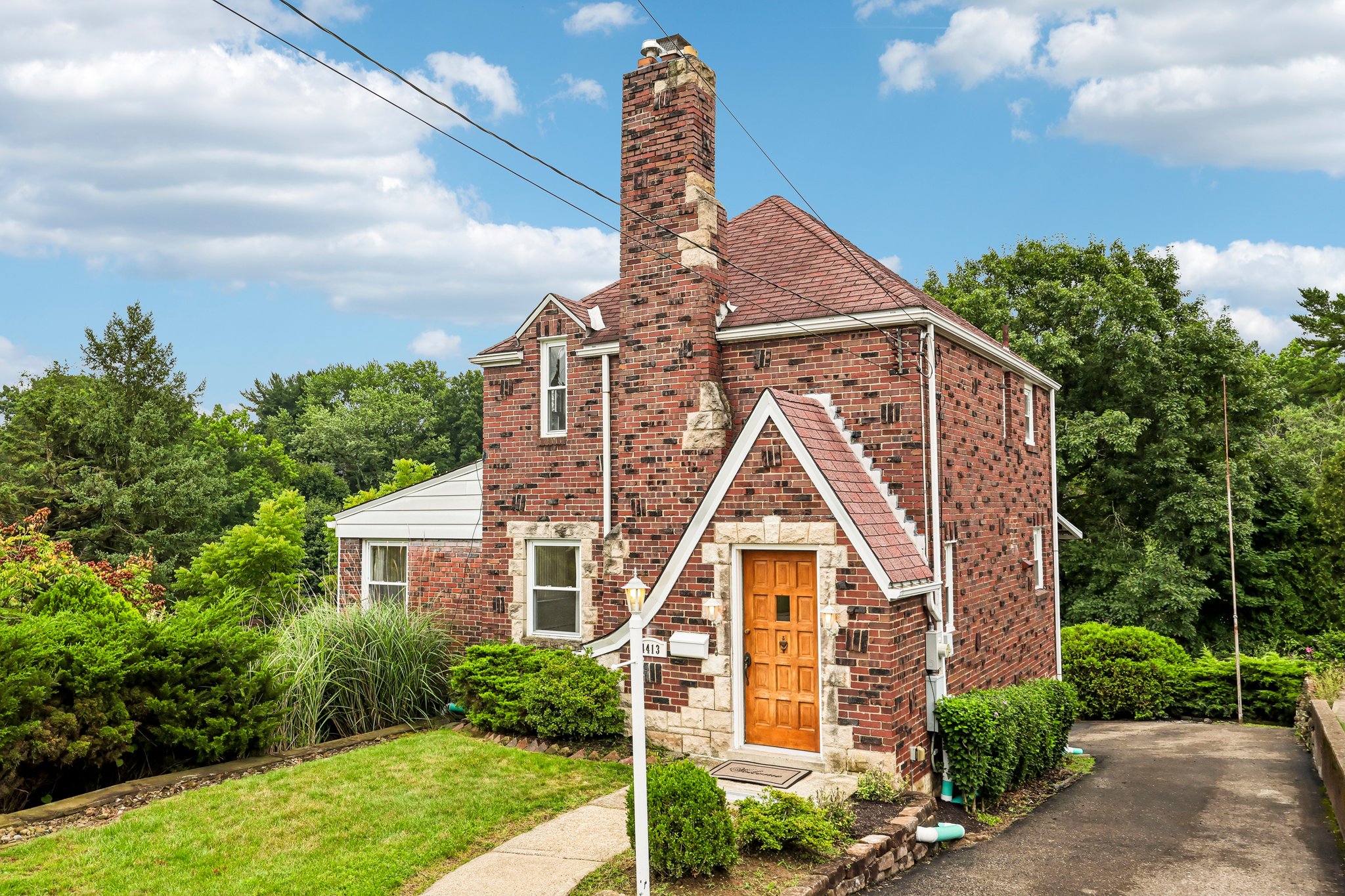 E Brightview Ave-S1808-003.jpg
