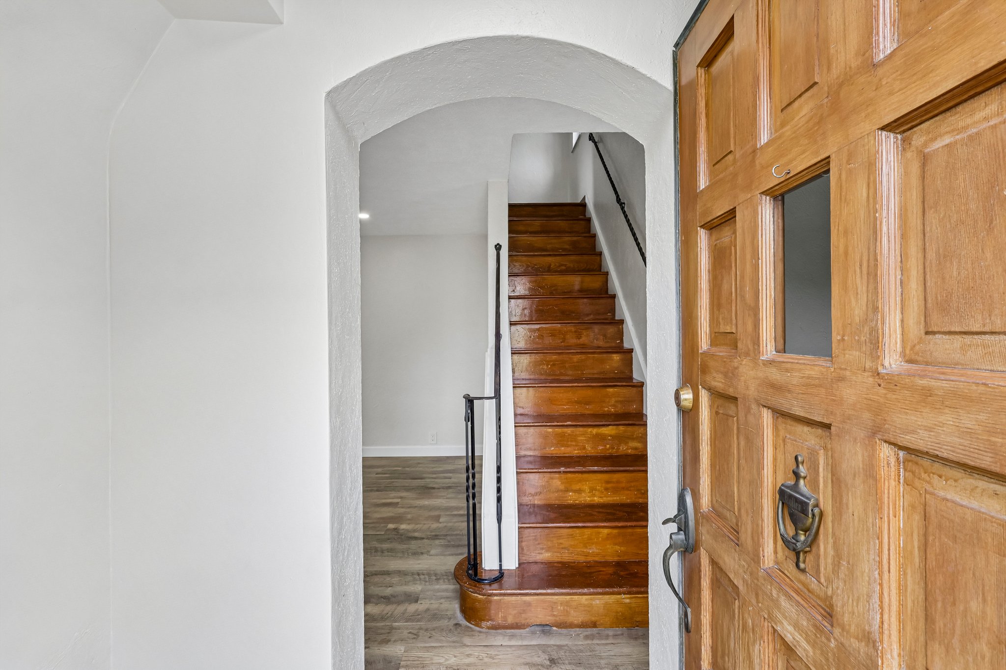 E Brightview Ave-S1808-012.jpg