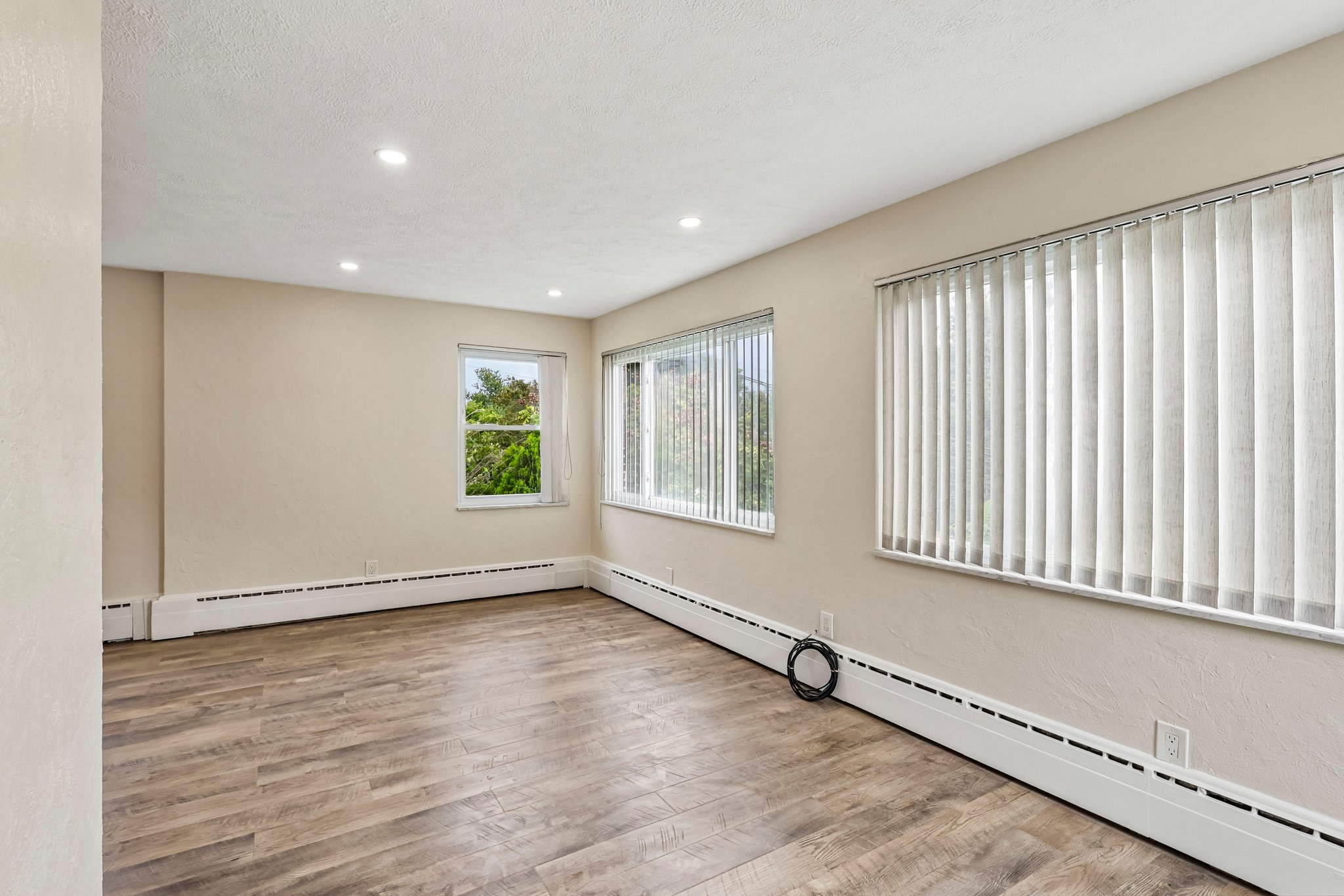 E Brightview Ave-S1808-021.jpg