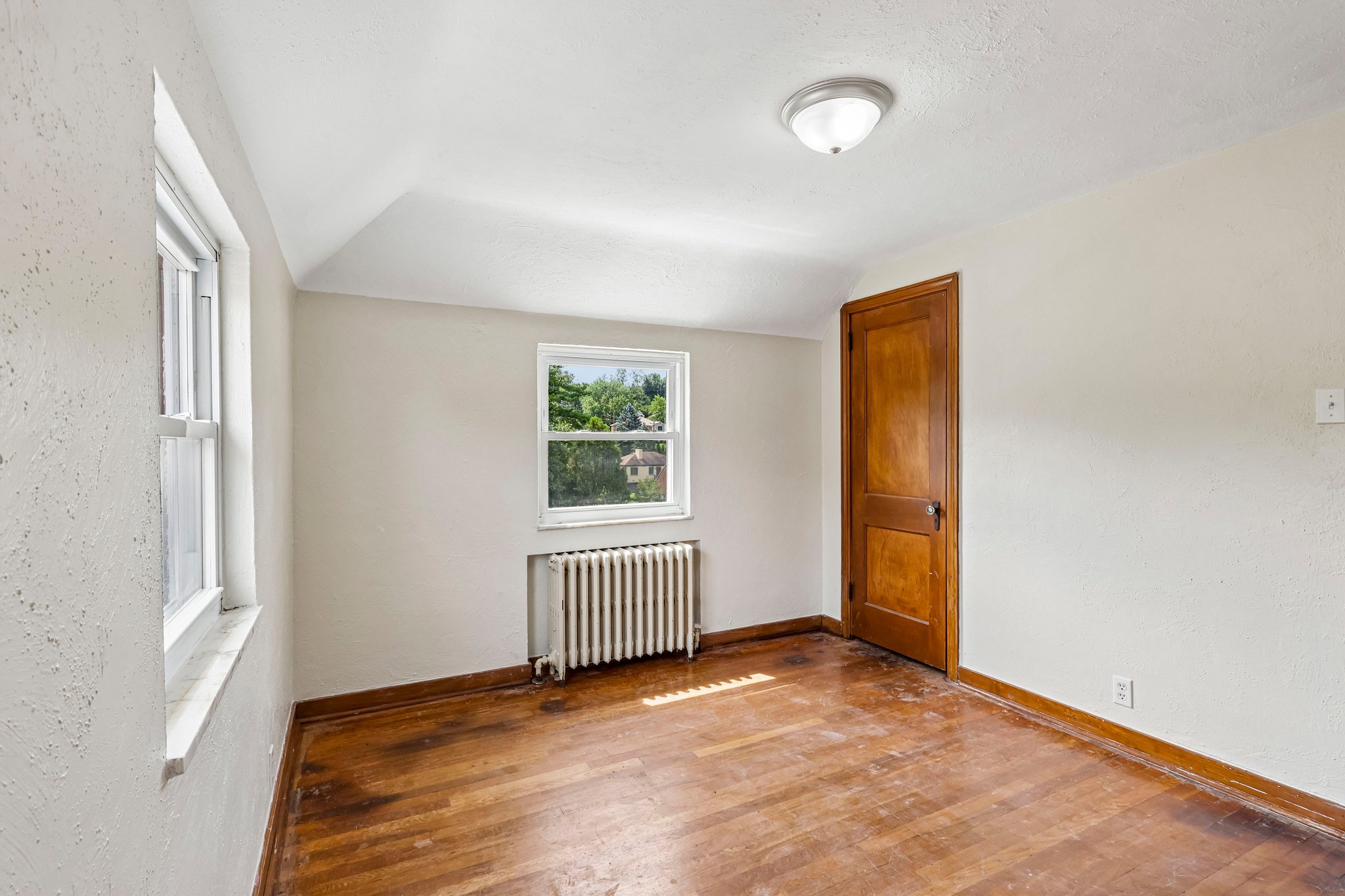 E Brightview Ave-S1808-042.jpg
