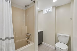 E Brightview Ave-S1808-033.jpg