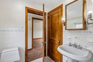 E Brightview Ave-S1808-038.jpg